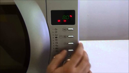 Candy mikrotalasna rerna CMG 2071 DS