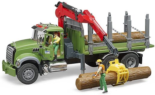 Kamion Mack sa drvima