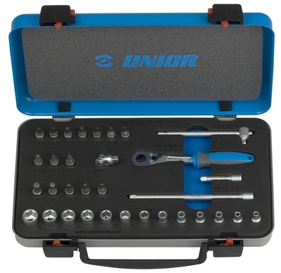 UNIOR Ključevi nasadni, prihvat 1/4'', na metalnom stalku 615151