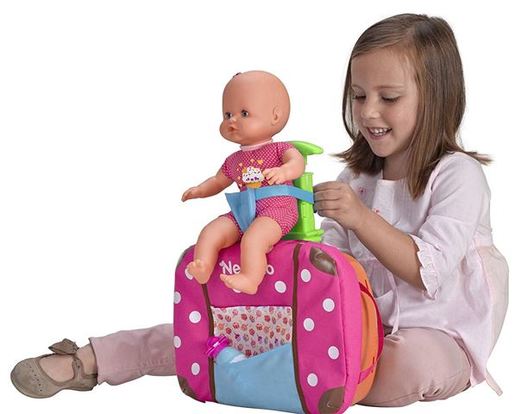 NENUCO BEBA S KFREROM ZA PUTOVANJE