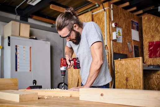 Einhell TE-CD 18/2 Li Kit akumulatorska bušilica (2x1,5 Ah)