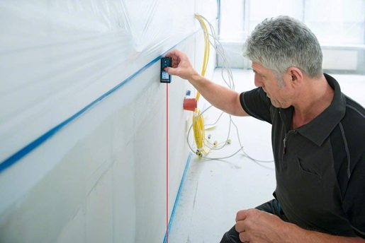 BOSCH Professional laserski daljinomjer GLM 40 P