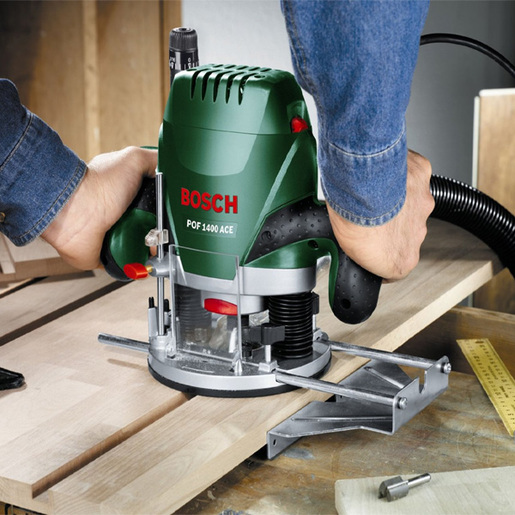 Bosch POF 1400 ACE površinska glodalica 060326C820