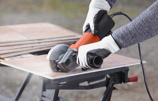 Black+Decker BEG110 ugaona brusilica