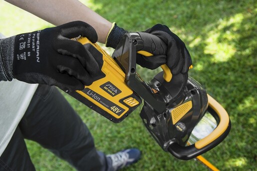 Stiga SHT 48 AE akumulatorske makaze za živicu (bez baterije i punjača)