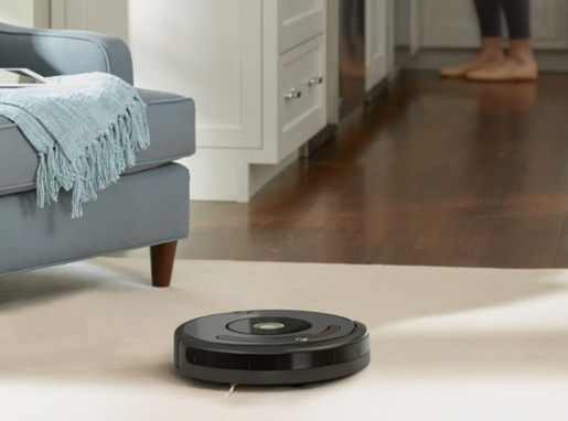 iRobot robotski usisivač Roomba 676