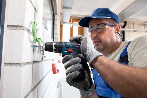 Bosch Professional GSB 120-Li akumulatorska vibraciona bušilica/odvrtač (2x 2,0 Ah, GAL 12V-10 CV, kofer) 06019G8100