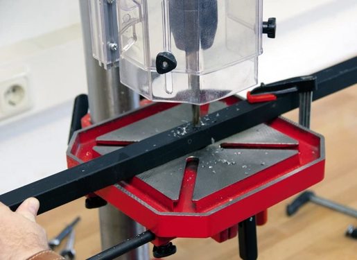 Einhell TE-BD 750 E stubna bušilica