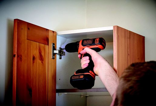 Black+Decker BDCDD12KB akumulatorska bušilica-odvijač (2x1.5 Ah, kofer)