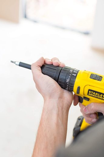 Stanley Fatmax FMC021S2 akumulatorska udarna bušilica-odvijač (2 x 1.5 Ah, punjač, kofer)