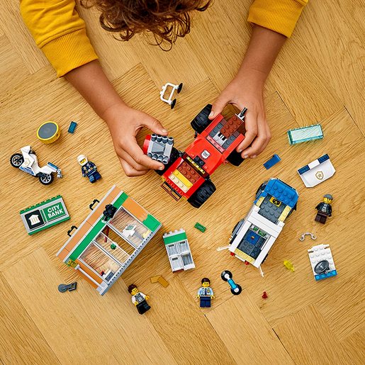 LEGO City 60245 policijska potera za džinovskim kamionom