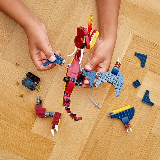 LEGO Creator 31102 plameni zmaj