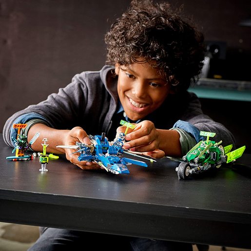 LEGO Ninjago 71709 Džejev i Lojdov brzinski trkač