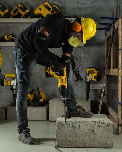 DeWalt DCH133M1 akumulatorska čekić bušilica