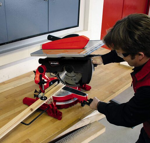 Einhell TC-MS 3017 T preklopna testera sa stolom