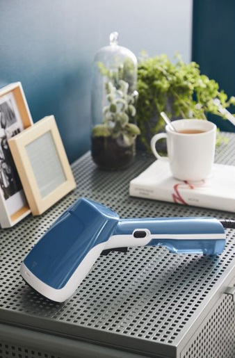 Tefal pegla za vertikalno peglanje DT6130