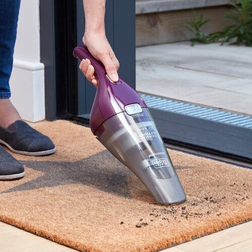 Black+Decker NVC115W aku usisivač