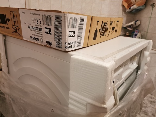 Bosch mašina za pranje veša WAU28PH1BY - OUTLET