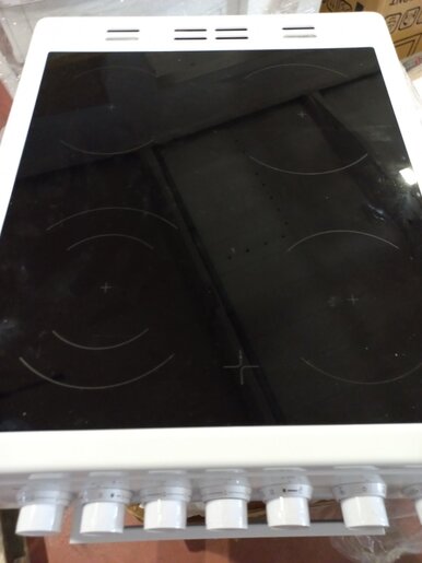 BEKO FSE 57110 GW električni šporet-OUTLET