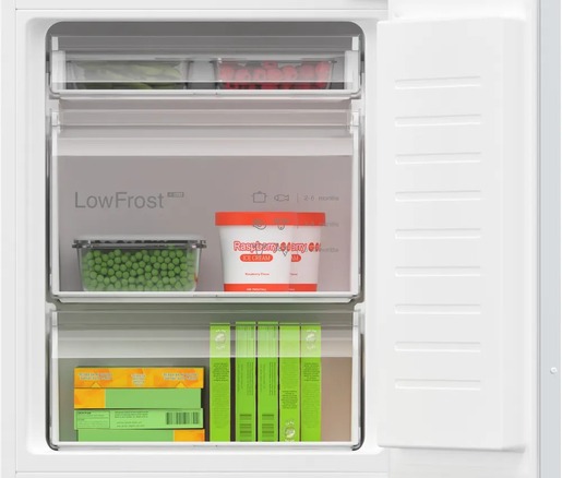 Bosch ugradni kombinovani frižider KIV86VFE1