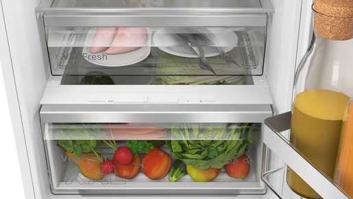 Bosch ugradni kombinovani frižider KIN86VFE0