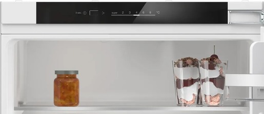 Bosch ugradni kombinovani frižider KIV87VFE0