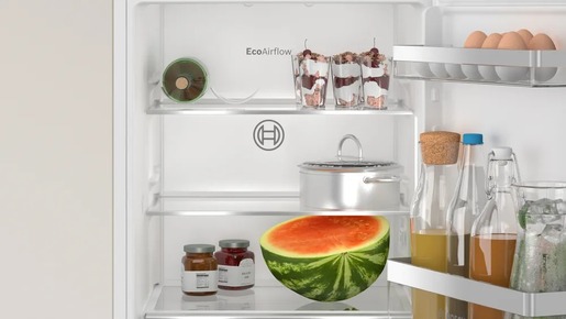 Bosch ugradni frižider KIR21VFE0