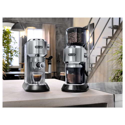 DeLonghi aparat za espreso kafu Dedica Deluxe EC685.M