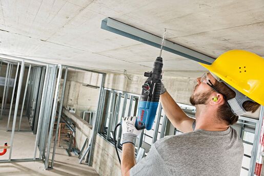 Bosch elektro-pneumatski čekić GBH 2-26 F + 3-delni set SDS-plus burgija u koferu (06112A4003)