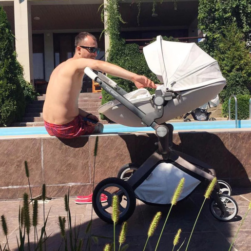 Hot Mom kolica za bebe 2u1 F22WHITE (sportsko sedište+korpa)