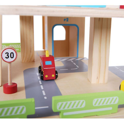 Eko Toys drvena garaža sa stazom i liftom + automobili (1085)