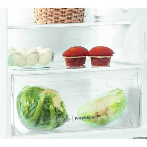 Indesit ugradni kombinovani frižider BI 18A2 D/I