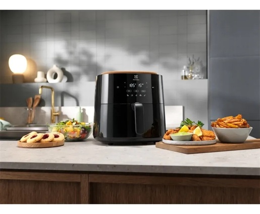 Electrolux friteza na vruć vazduh EAF5B