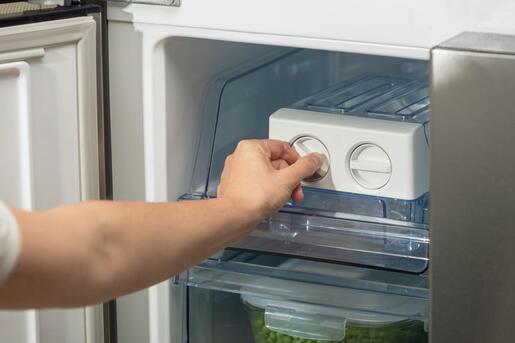 Gorenje kombinovani side by side frižider NRM8182MX