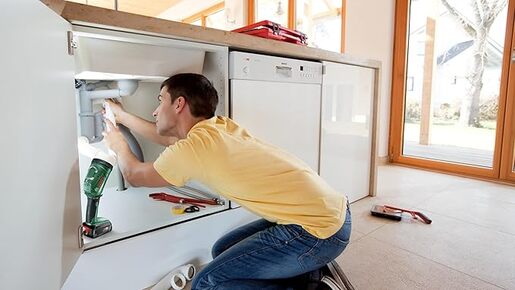 Bosch Akumulatorska lampa UniversalLamp 18 solo 06039A1100