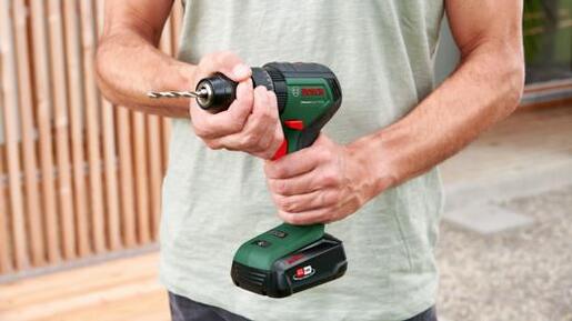 Bosch Akku-bušilica/odvrtač UniversalDrill 18V 06039D7102