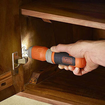 Black + Decker aku odvijač BCF603C