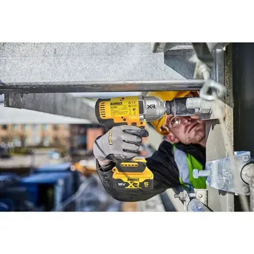 DeWALT aku udarni odvijač DCF900P2T