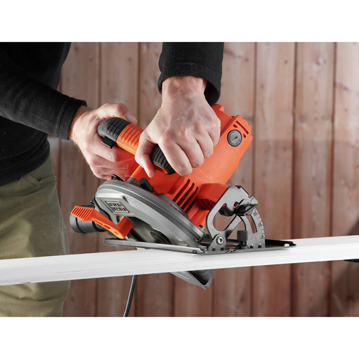 Black + Decker kružna testera CS1550