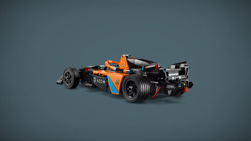 LEGO 42169 NEOM McLaren Formula E trkački automobil 42169