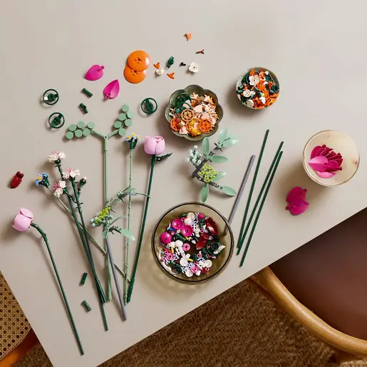 LEGO Lepi buket ružičastog cveća 10342