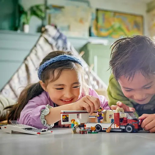 LEGO Kamper za odmor 60454