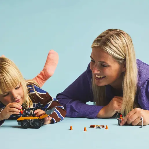 LEGO Žuti građevinski utovarivač 60450