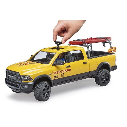 Bruder RAM 2500 spasilački terenac za plažu sa figurom