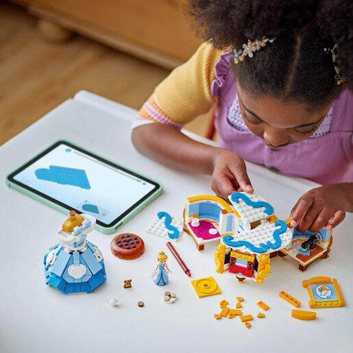 LEGO® Pepeljugina haljina 43266