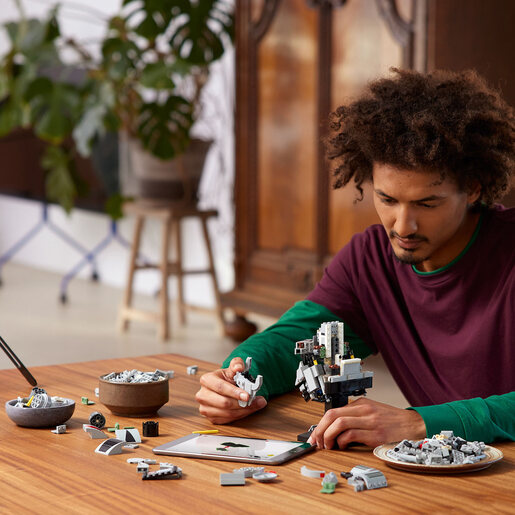 LEGO Šlem AT-AT vozača™ 75429