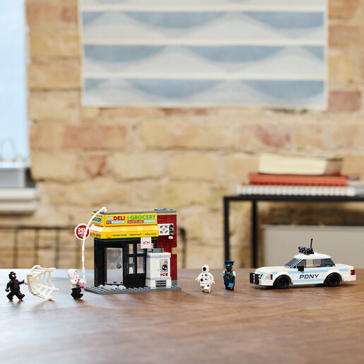 LEGO Spajder-verzum: Majls Morales protiv Mrlje 76311