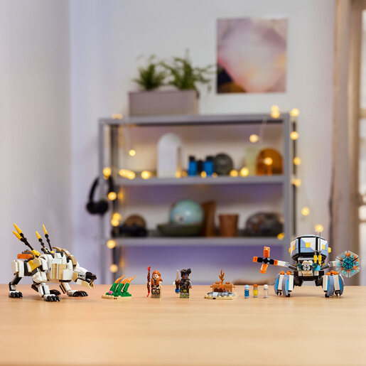 LEGO Aloj i Varl protiv Šel-vokera i Sabljozubog 77037