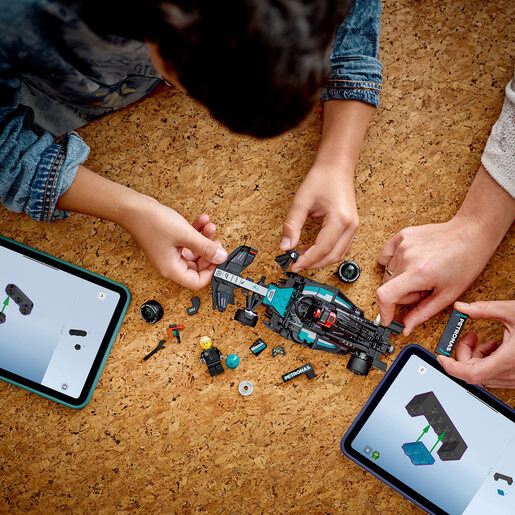 LEGO Mercedes-AMG F1® W15 formula 77244