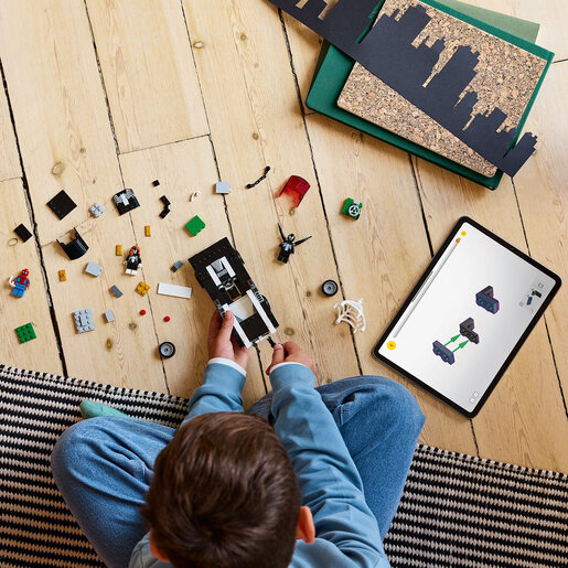 LEGO Spajdermen protiv Venomovog masel automobila 76309